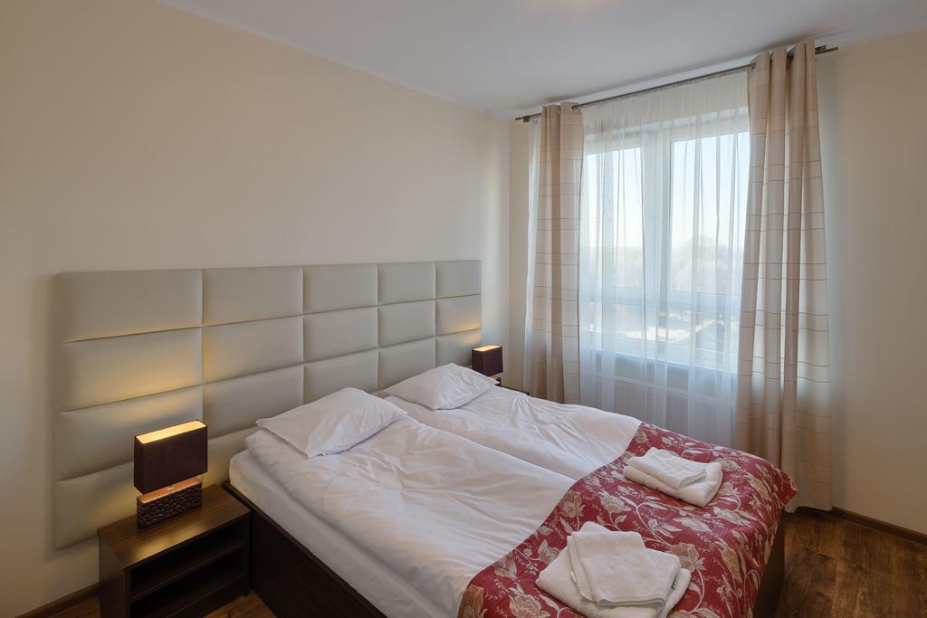 City Aparthotel Ochota Varsovia Habitación foto