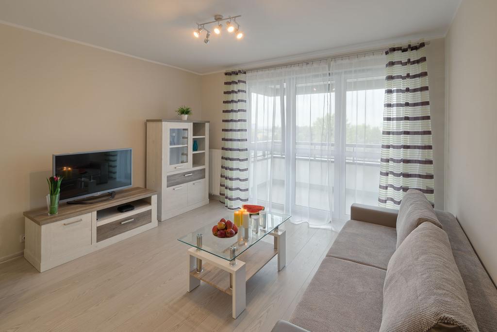 City Aparthotel Ochota Varsovia Habitación foto