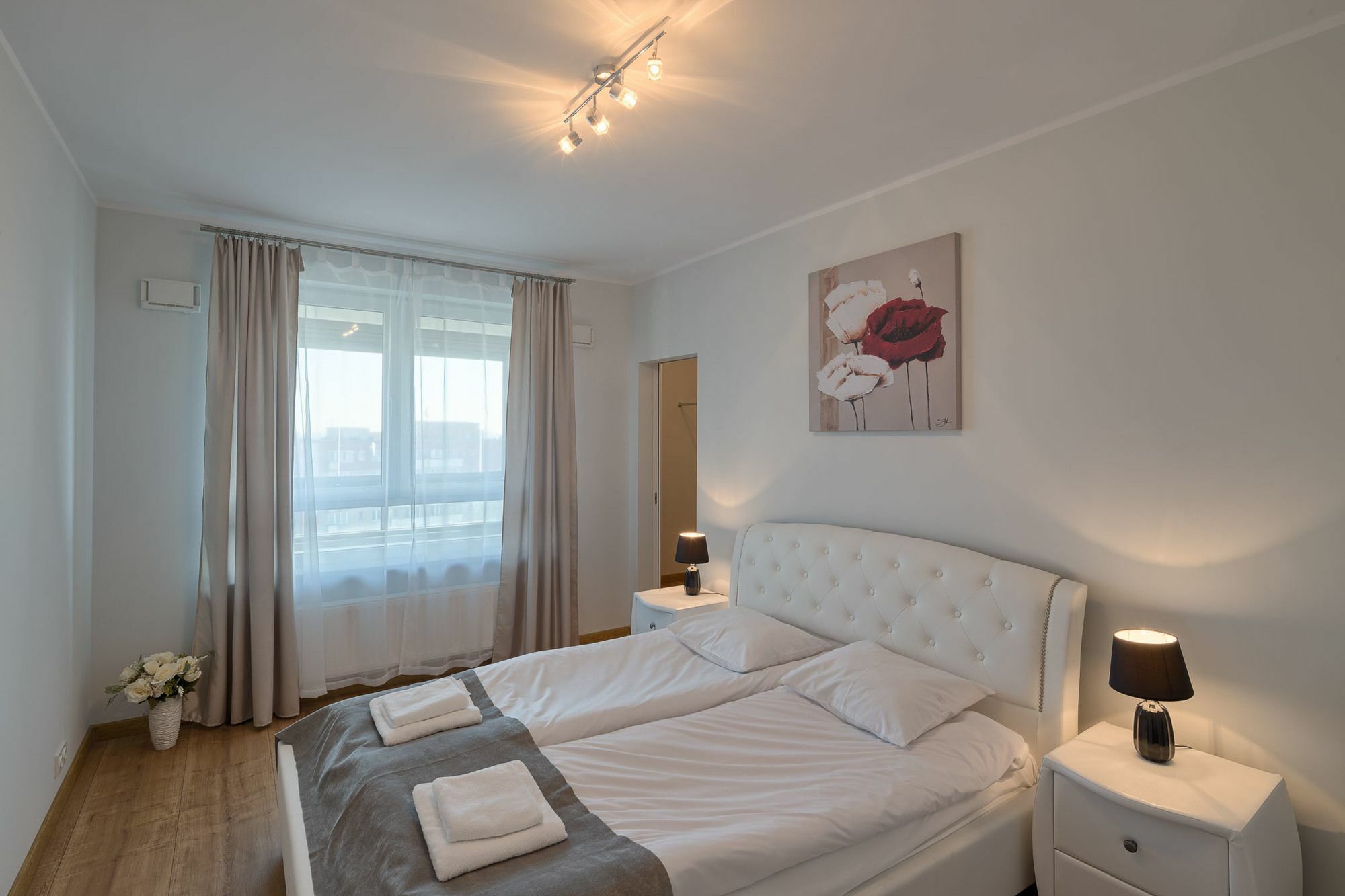City Aparthotel Ochota Varsovia Exterior foto